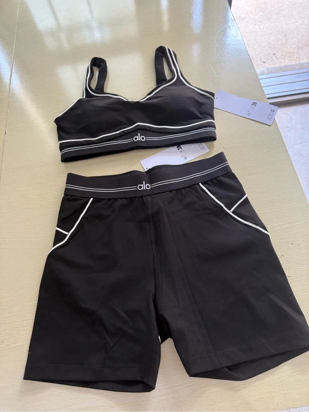 ALO Yoga Black Sports Bralette with White Piping